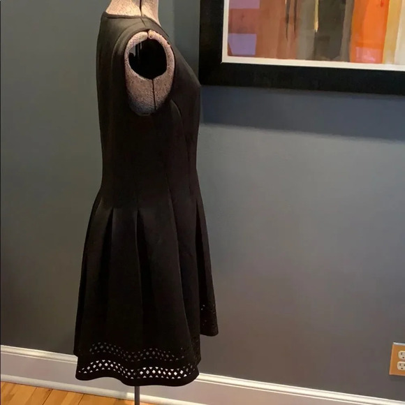 Catherine Malandrino black laser cut hem midi, 8 - Picture 5 of 7